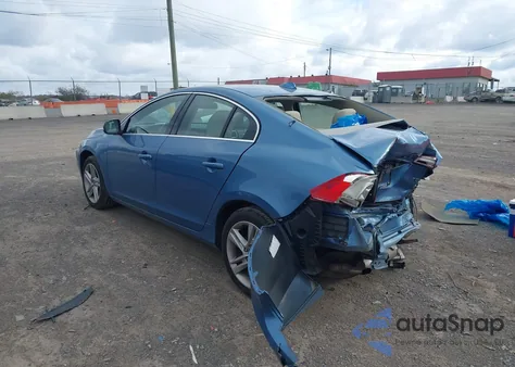 2015 Volvo S60 T5 Premier z USA, uszkodzony, nr VIN YV126MFB2F1305200